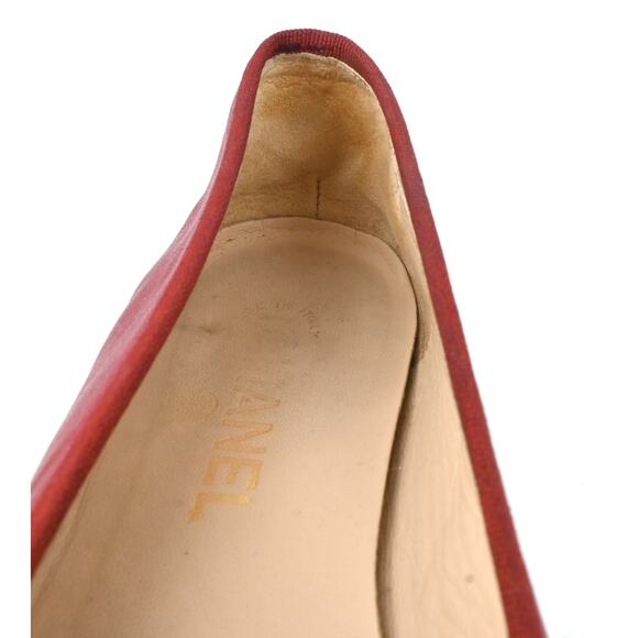 Chanel | Red Leather CC Cap Toe Ballet Flats Size: 38.5 - Picture 11 of 16